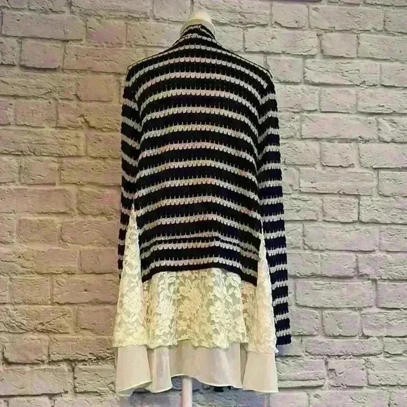 Signature Studio Women's Navy/White Sweater/Cardigan Size Small - Picture 4 of 8